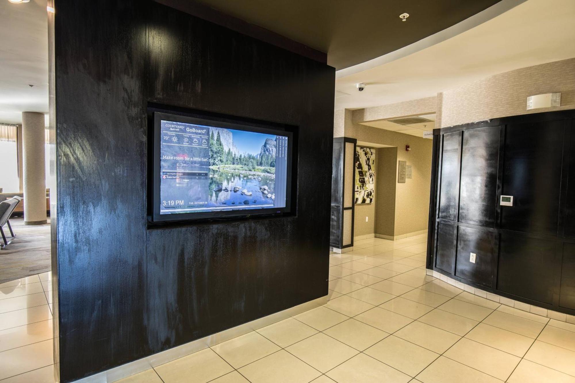 Courtyard By Marriott Мерсед Екстер'єр фото